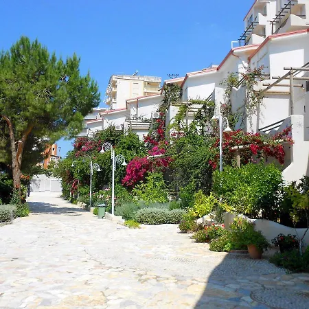 Vila 4 On The Bay Sarandë